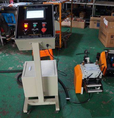 อุปกรณ์ให้อาหารโค้ล 200 ตัน ออกแบบให้รับมือกับน้ําหนักโค้ล 5 ตัน เหมาะสําหรับการใช้งานอุตสาหกรรมภารกิจหนัก