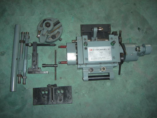 เครื่องควบคุมจอสัมผัส PLC สายอาหารโค้ลที่มีความหนาโค้ลระยะ 0.3 มม. ถึง 6 มม. และความจุของน้ําหนักโค้ล 5 ตัน