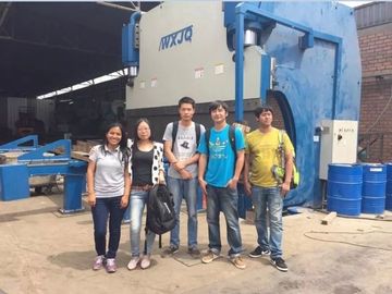 ความหนาสูงของ 16mm และ 600mm Back Gauge Range CNC Folder Bender สําหรับความต้องการของลูกค้า