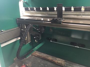 E21 สแตนเลสเบา เครื่องดันไฮดรอลิก แบรกมุมบิดสูงสุด 135°